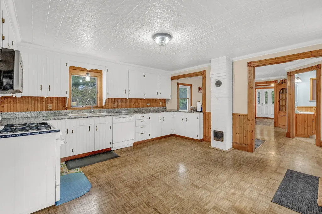 375 River Road Orrington ME 04474