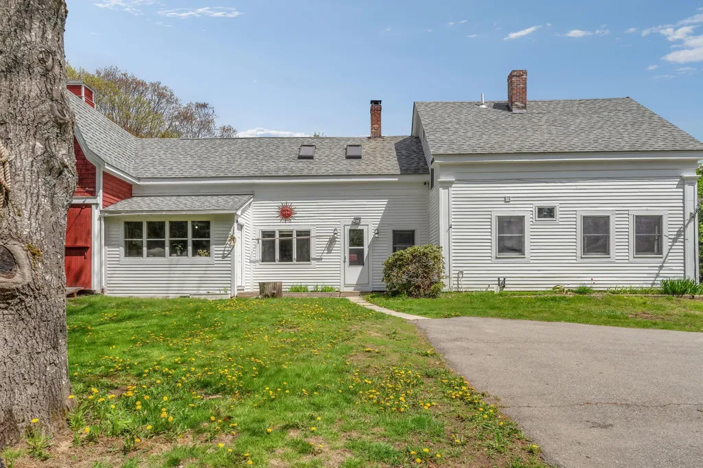 375 River Road Orrington ME 04474
