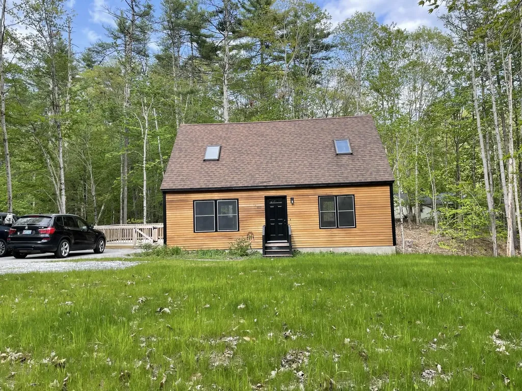 669 New Dam Road Waterboro ME 04061