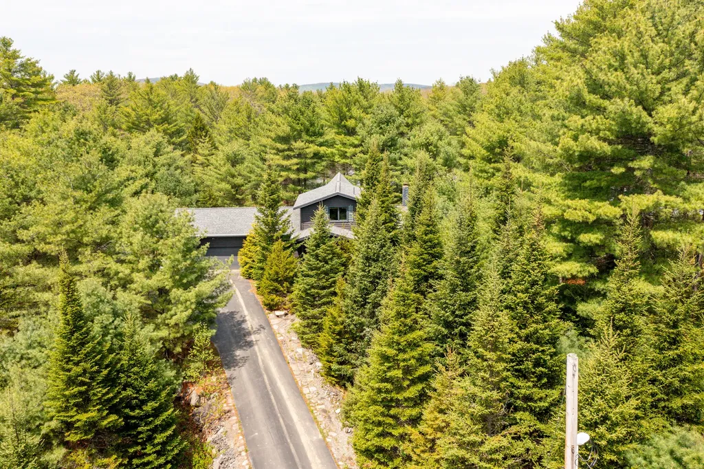 40 Lakeside Drive Swanville ME 04915