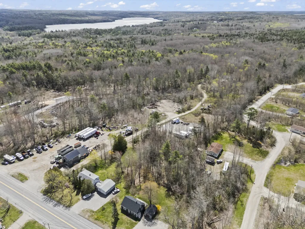 3102 Atlantic Highway Warren ME 04864