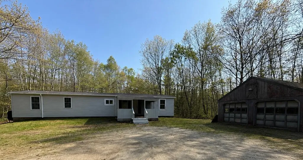 3102 Atlantic Highway Warren ME 04864