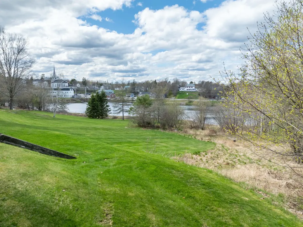 4 Elliot Street Machias ME 04654