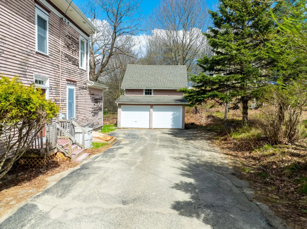 4 Elliot Street Machias ME 04654