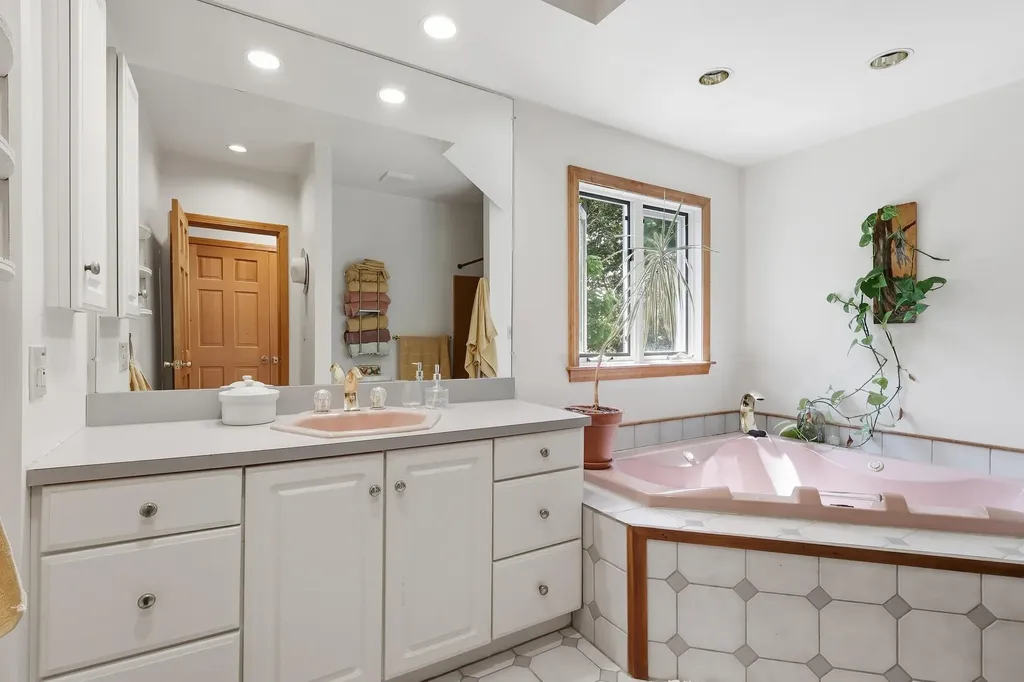 108 Bradley Street Saco ME 04072