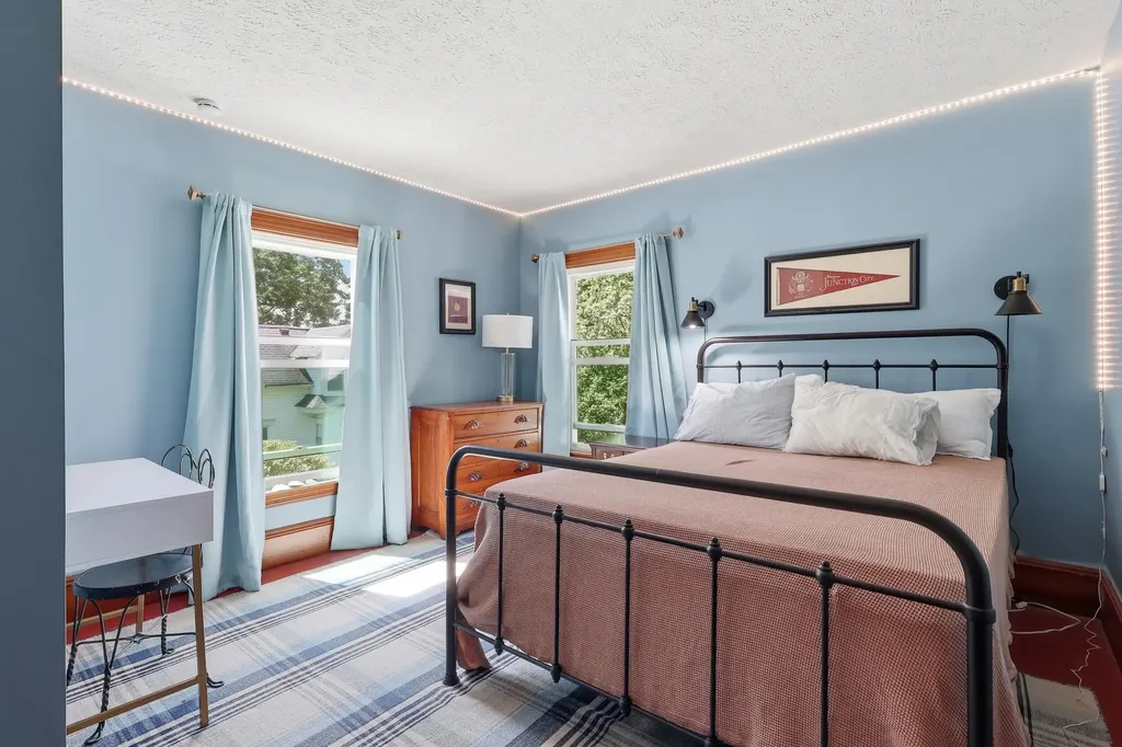 108 Bradley Street Saco ME 04072