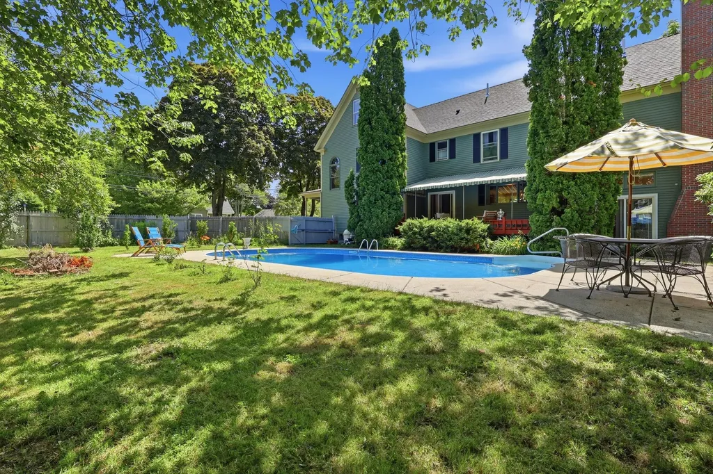 108 Bradley Street Saco ME 04072
