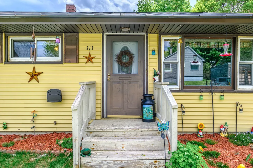 313 Knox Street Rumford ME 04276