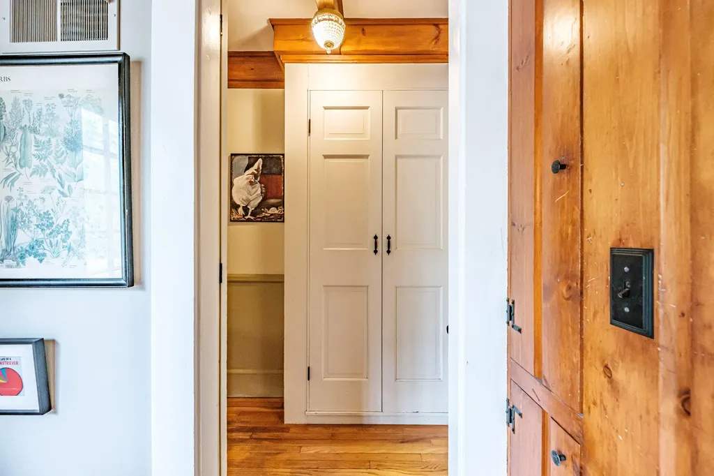 17 Packard Avenue Norway ME 04268