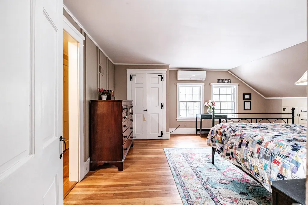 17 Packard Avenue Norway ME 04268