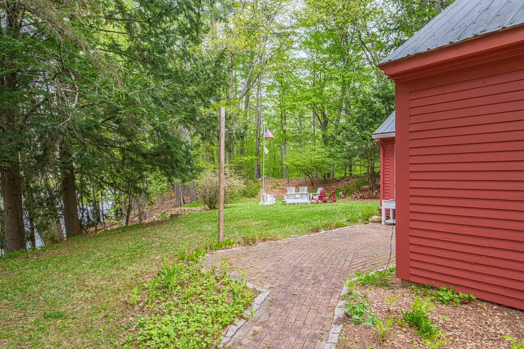 17 Packard Avenue Norway ME 04268