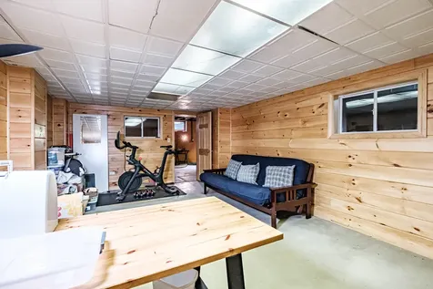 17 Packard Avenue Norway ME 04268
