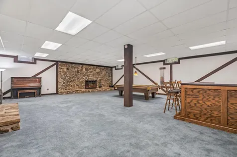 2416 Kennebec Road Newburgh ME 04444