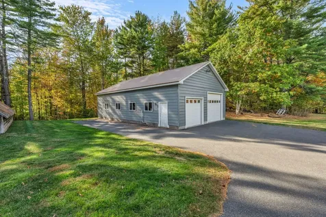 2416 Kennebec Road Newburgh ME 04444