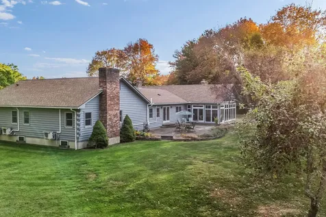 2416 Kennebec Road Newburgh ME 04444