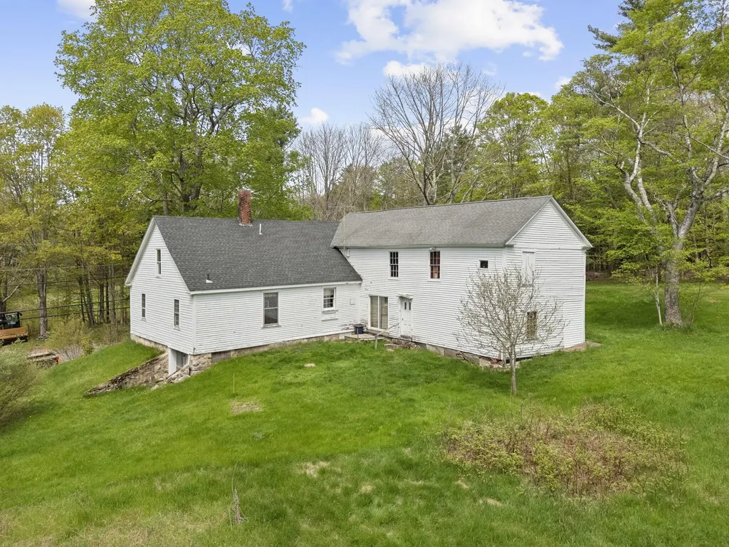 105 Hillside Road Brunswick ME 04011