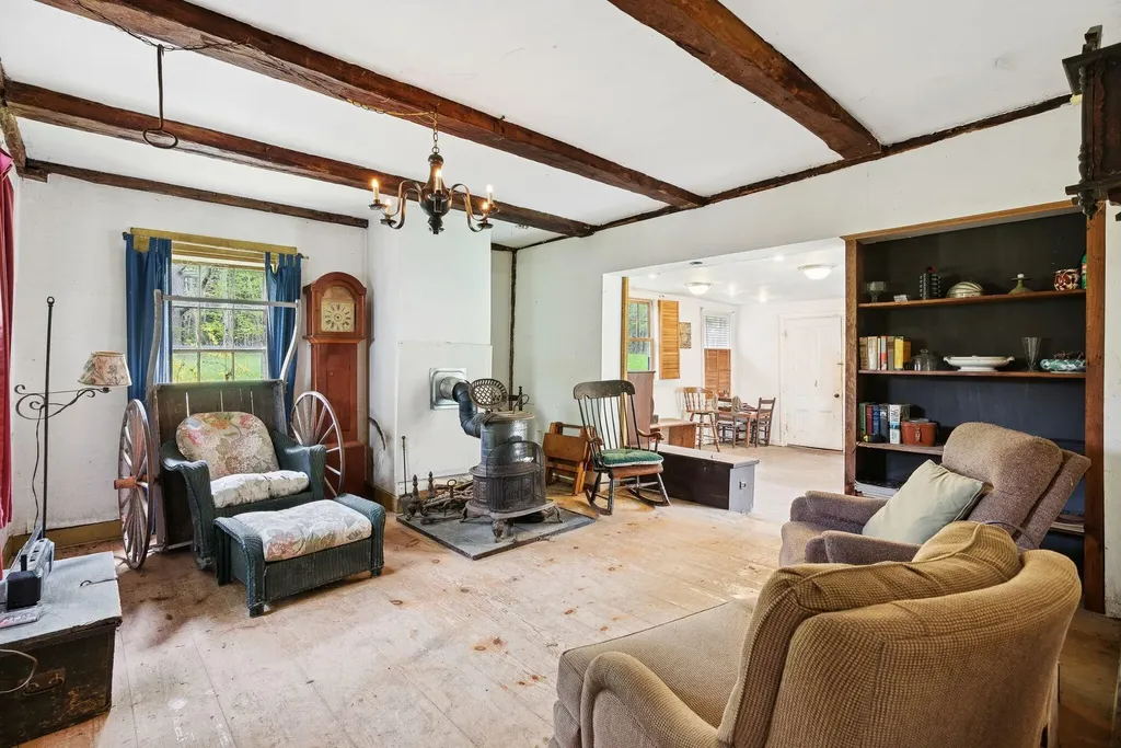 105 Hillside Road Brunswick ME 04011