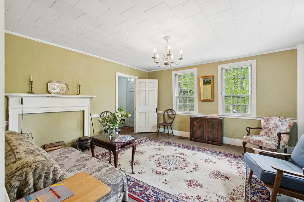 105 Hillside Road Brunswick ME 04011