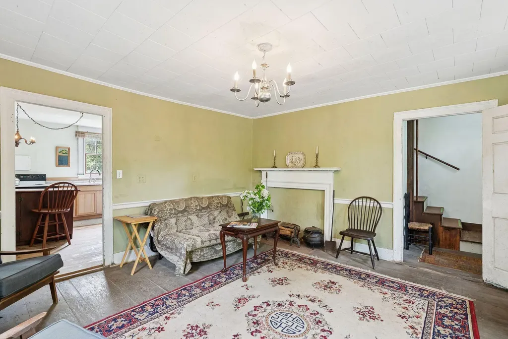 105 Hillside Road Brunswick ME 04011