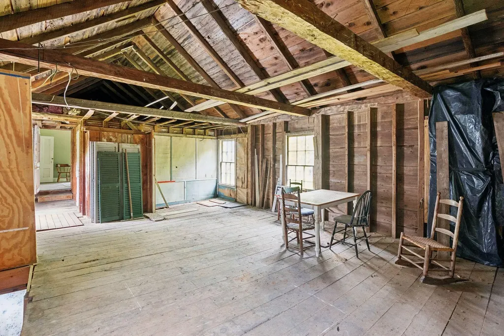 105 Hillside Road Brunswick ME 04011