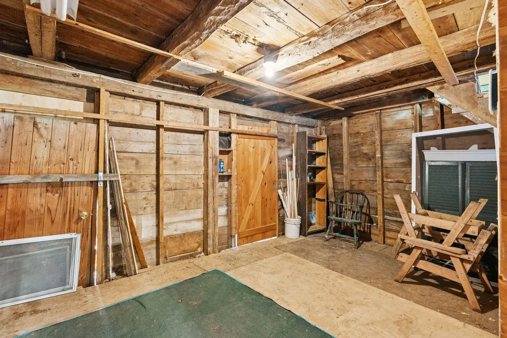 105 Hillside Road Brunswick ME 04011