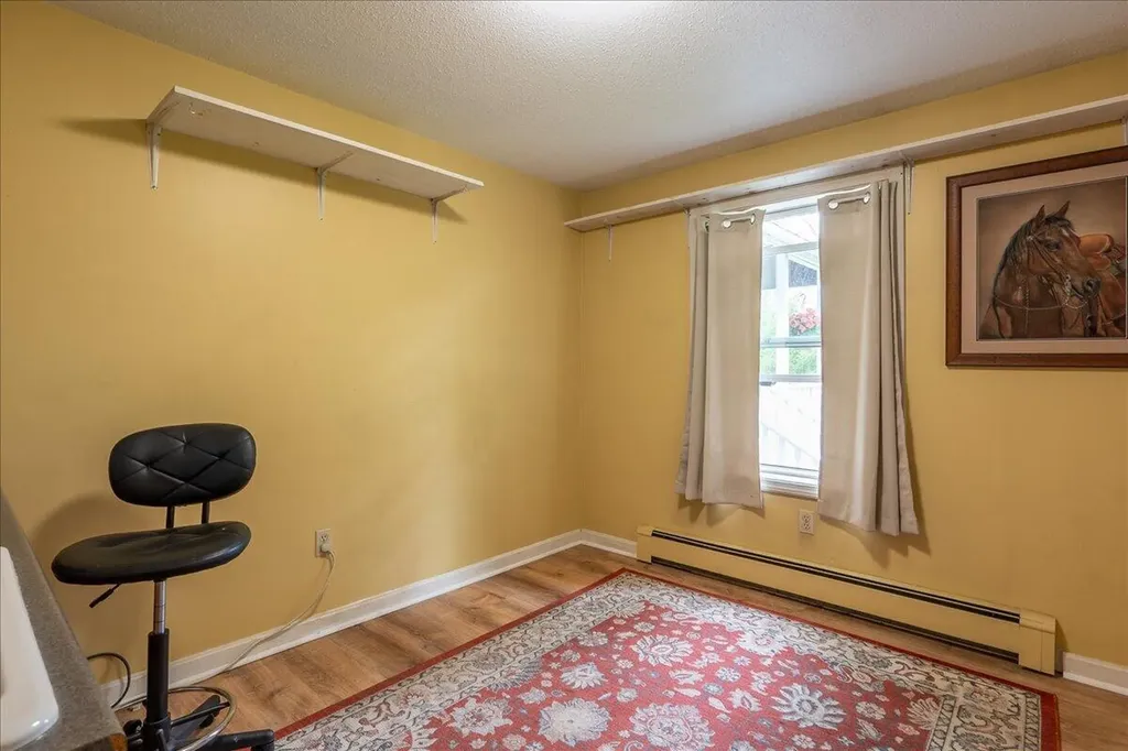 11 Simon Road Waldoboro ME 04572
