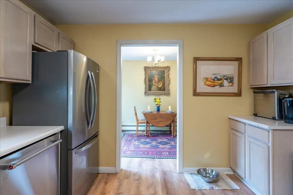 11 Simon Road Waldoboro ME 04572