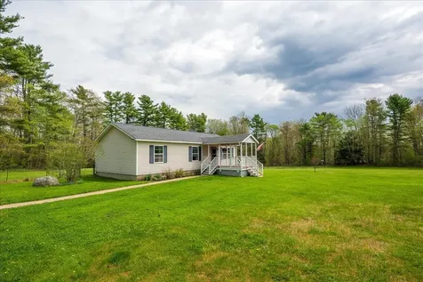 11 Simon Road Waldoboro ME 04572