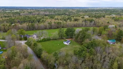 11 Simon Road Waldoboro ME 04572
