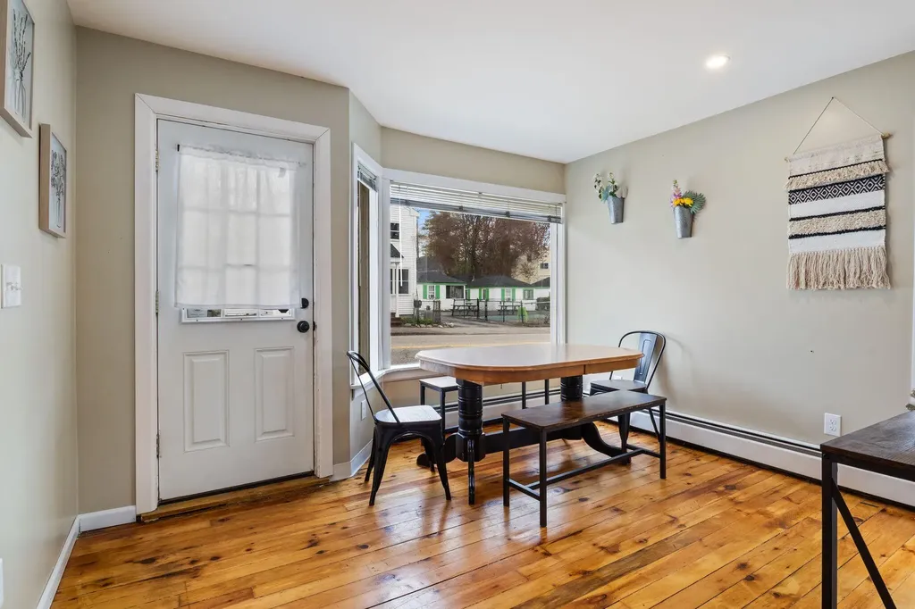 77 Saco Avenue Old Orchard Beach ME 04064