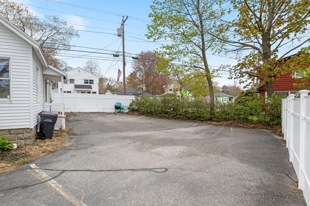 77 Saco Avenue Old Orchard Beach ME 04064