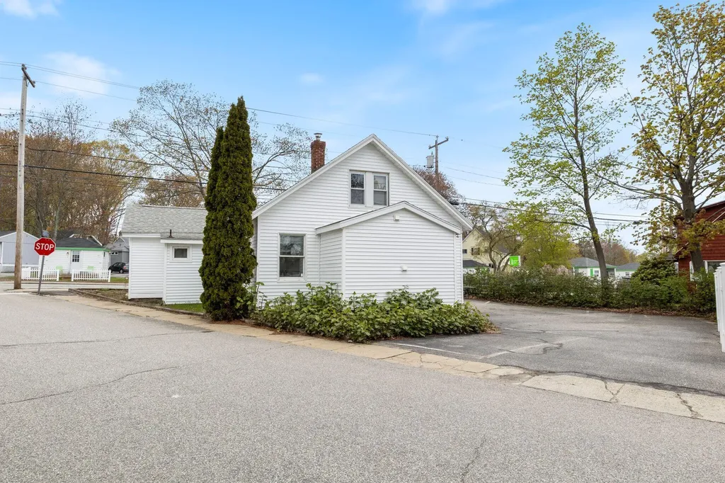 77 Saco Avenue Old Orchard Beach ME 04064