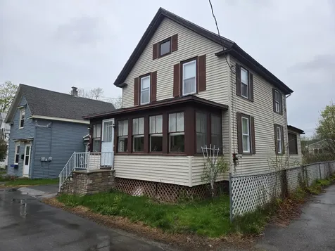 5 Doyle Court Brewer ME 04412