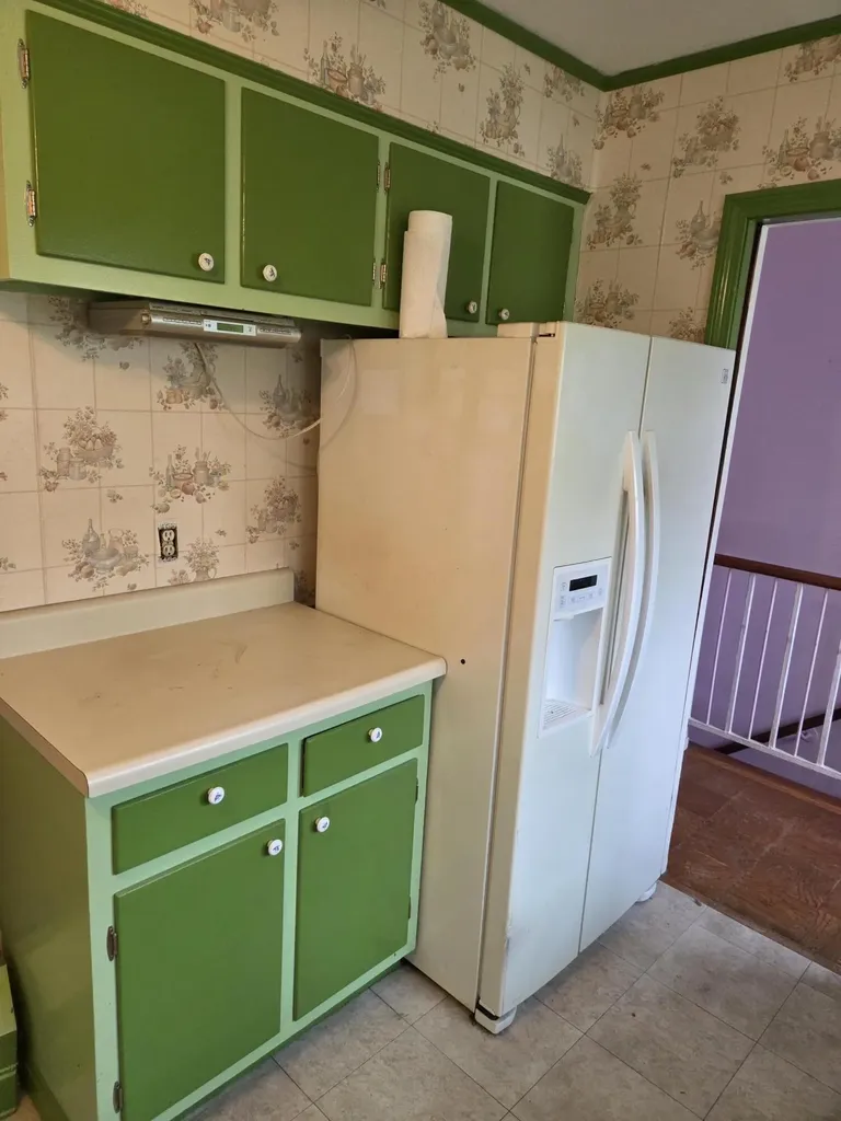 10 Maxwell Lane Bangor ME 04401