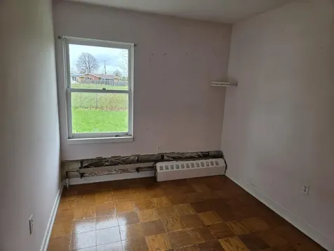 10 Maxwell Lane Bangor ME 04401