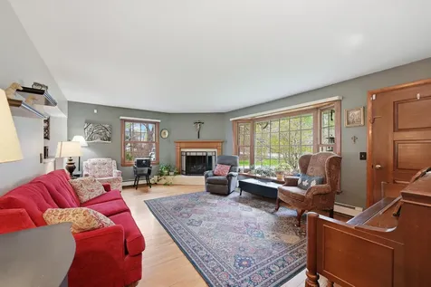 704 W Auburn Road Auburn ME 04210