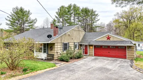 704 W Auburn Road Auburn ME 04210