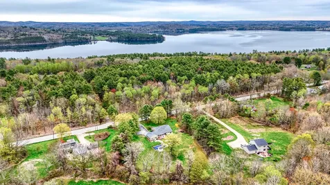 704 W Auburn Road Auburn ME 04210