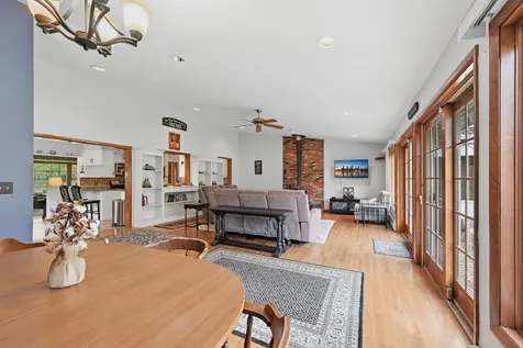 704 W Auburn Road Auburn ME 04210