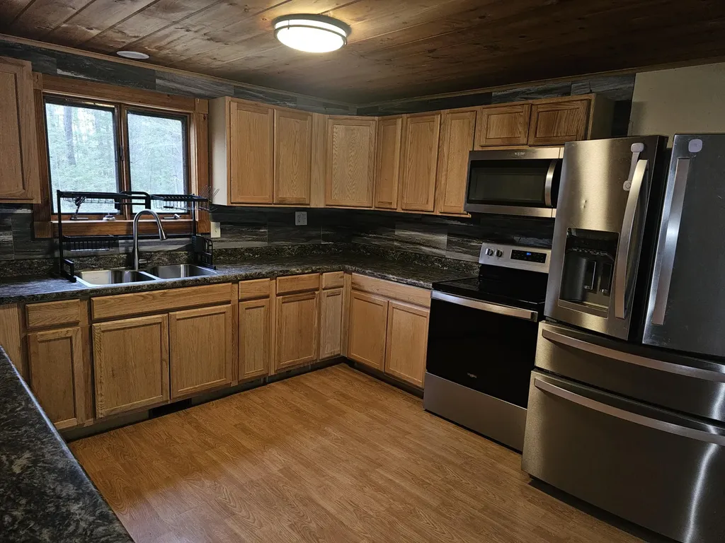 23 Macdonald Road Waterford ME 04088