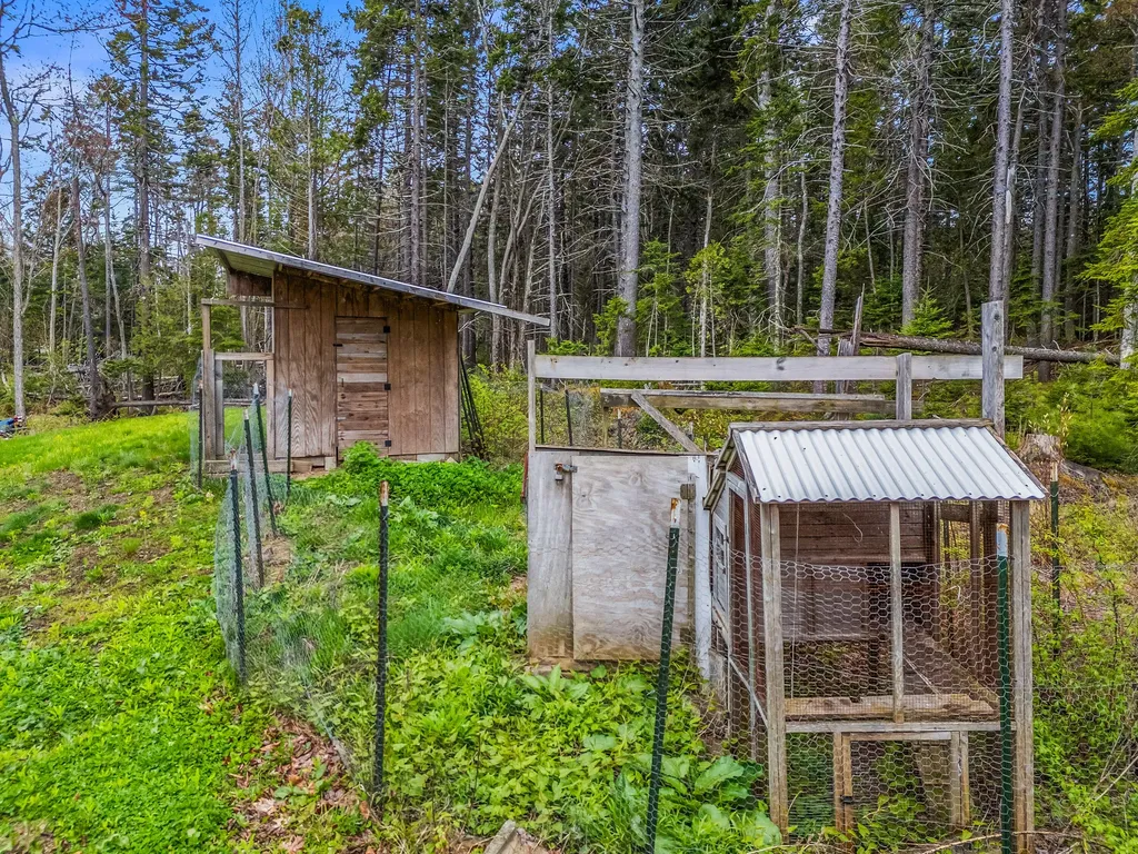 28 & 36 Ledgemere Road Harpswell ME 04066