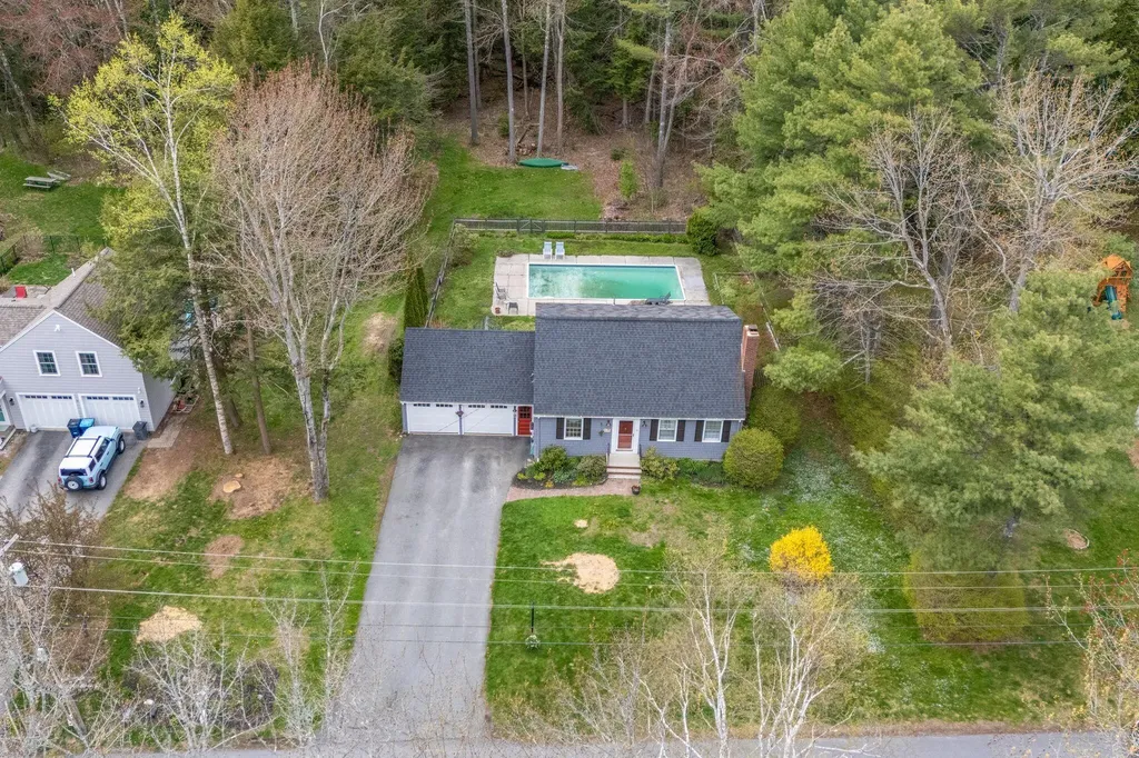 3 Brookside Drive Cumberland ME 04021