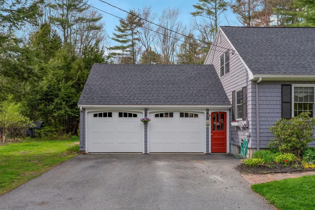 3 Brookside Drive Cumberland ME 04021