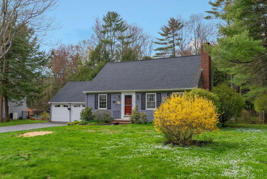 3 Brookside Drive Cumberland ME 04021