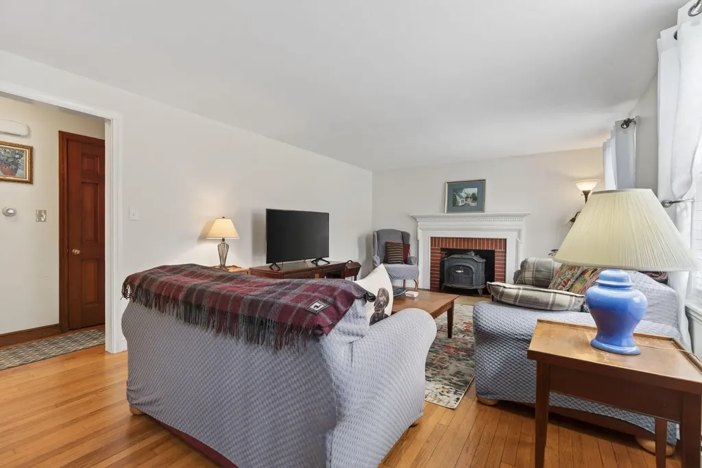 3 Brookside Drive Cumberland ME 04021