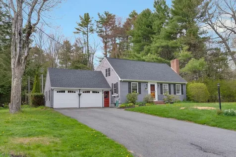 3 Brookside Drive Cumberland ME 04021