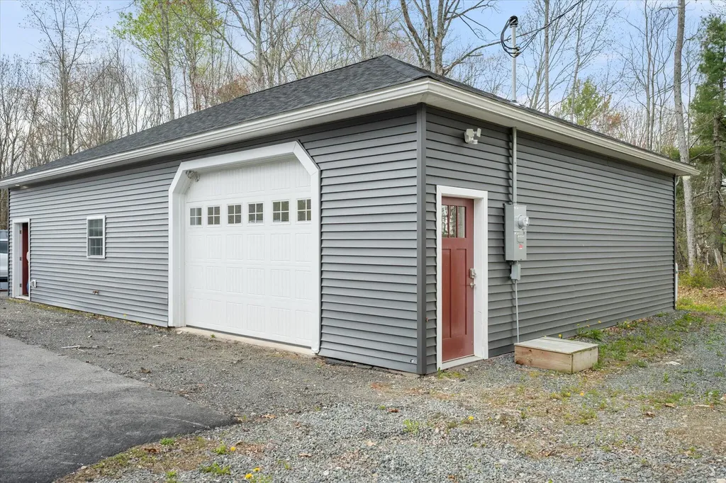 754 River Road Orrington ME 04474
