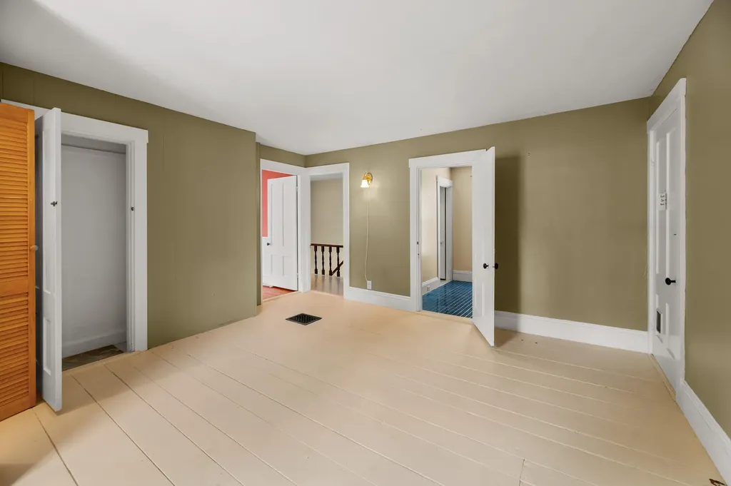 56 Lincoln Avenue Gardiner ME 04345