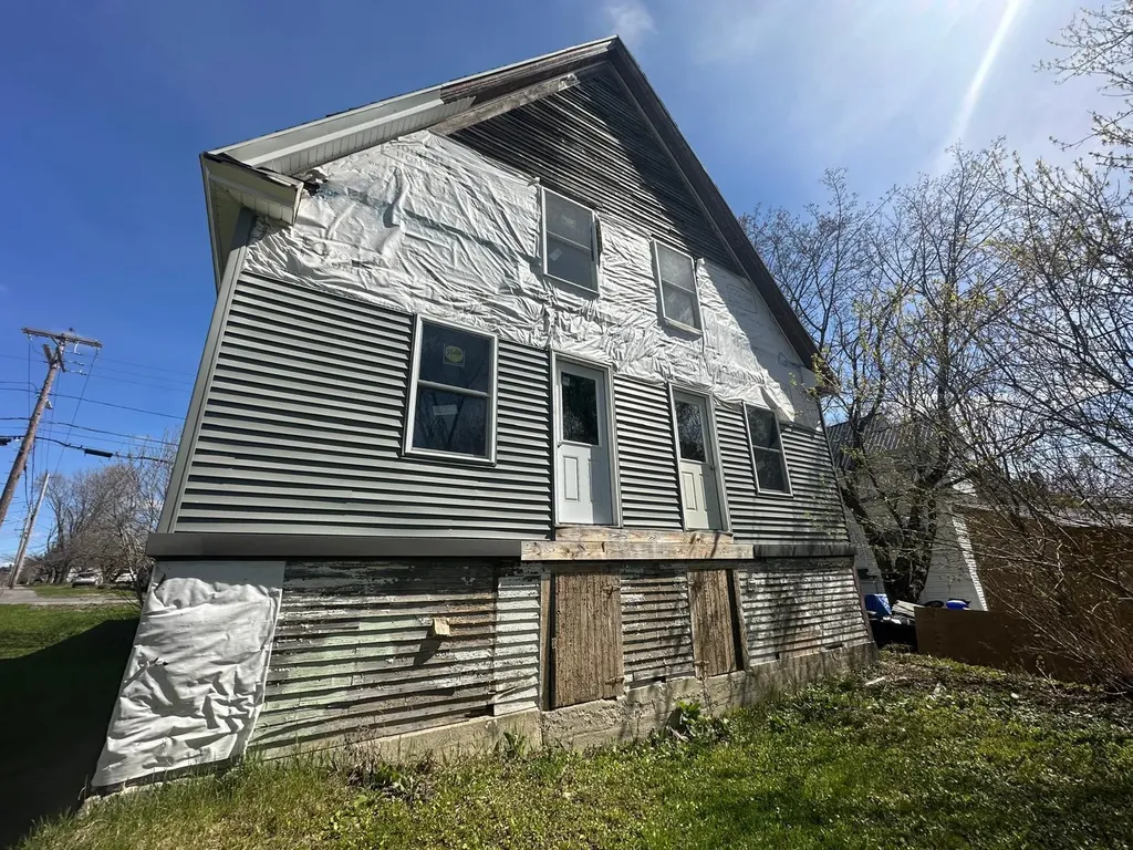 23 Park Street Presque Isle ME 04769