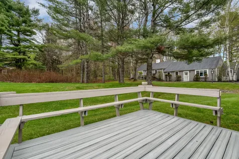 24 Colonial Way Auburn ME 04210
